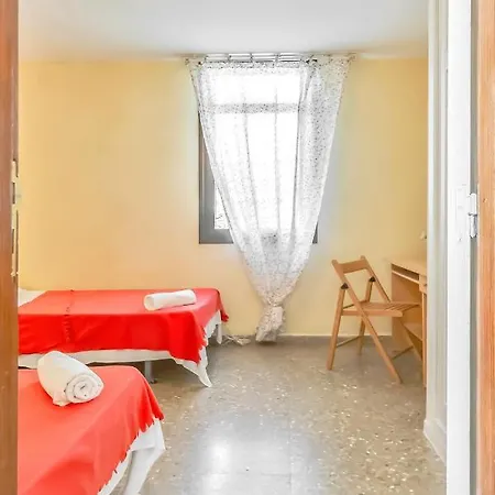Apartment Near Playa De Americas With Wifi And Pool, Tenerife Sur *