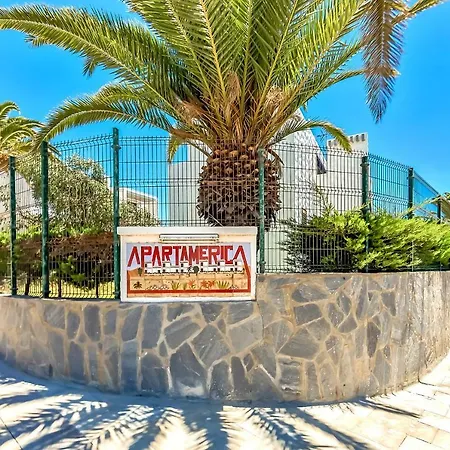 Near Playa De Americas With Wifi And Pool, Tenerife Sur